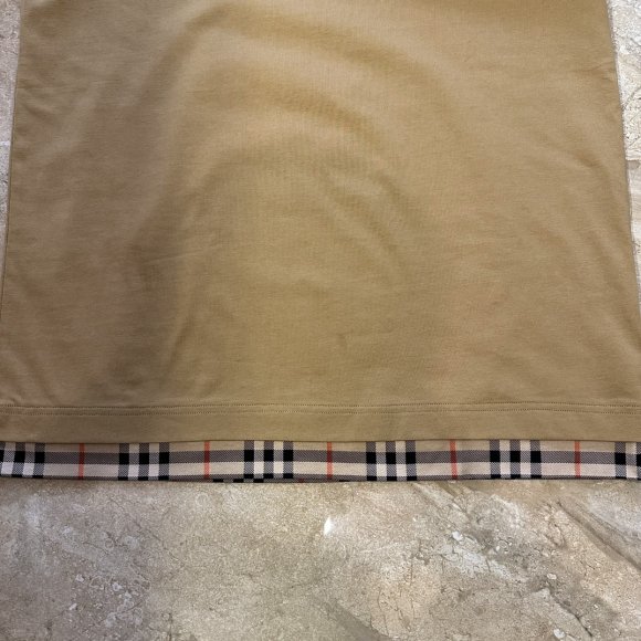 Burberry - Мужская футболка майка MI_1803BU1 Burberry - Мужская футболка майка MI_1803BU1