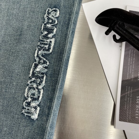 Saint Laurent - Мужские штаны джинсы TJ_0907SL2 Saint Laurent - Мужские штаны джинсы TJ_0907SL2