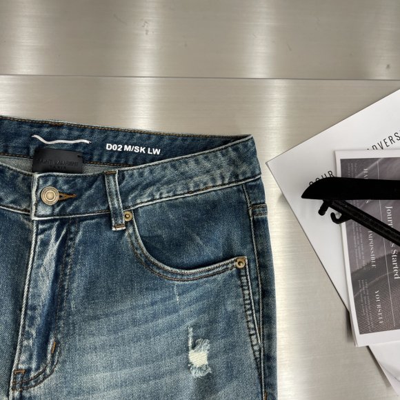 Saint Laurent - Мужские штаны джинсы TJ_0907SL2 Saint Laurent - Мужские штаны джинсы TJ_0907SL2