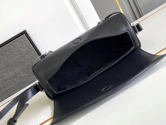 Givenchy Voyou Roller - Сумка цилиндр GI_1510GI1