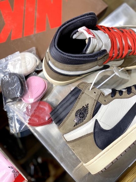 Nike Air Jordan 1 High OG Travis Scott  Мужские кроссовки RR_3011NI1