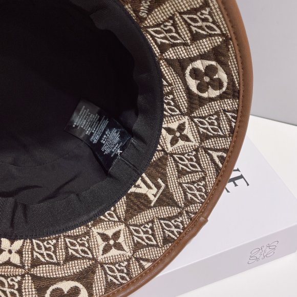 Louis Vuitton - Панама AO_2004LV7 Louis Vuitton - Панама AO_2004LV7