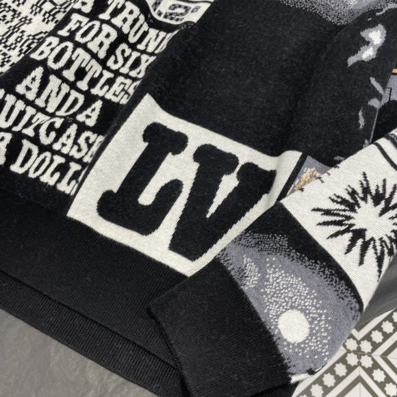 Louis Vuitton - Женская кофта свитер FY_1712LV4 Louis Vuitton - Женская кофта свитер FY_1712LV4