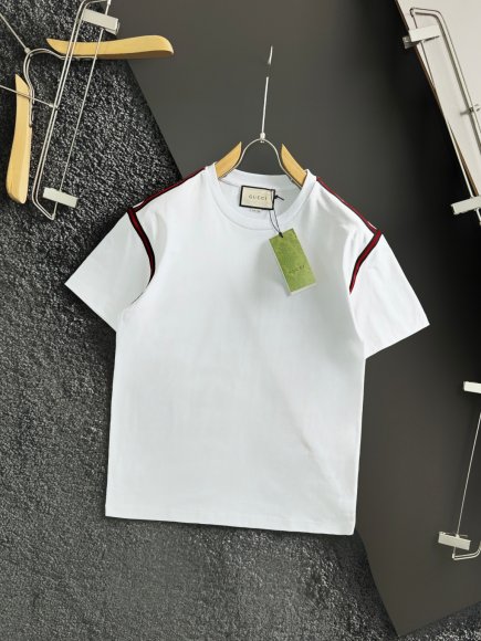 Gucci - Мужская футболка DZ_1501GU10