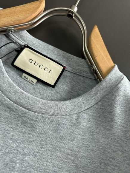 Gucci - Мужская футболка DZ_1501GU10