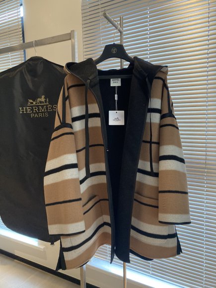 Hermes - Женское шерстяное пальто куртка WJ_1809HE2 Hermes - Женское шерстяное пальто куртка WJ_1809HE2