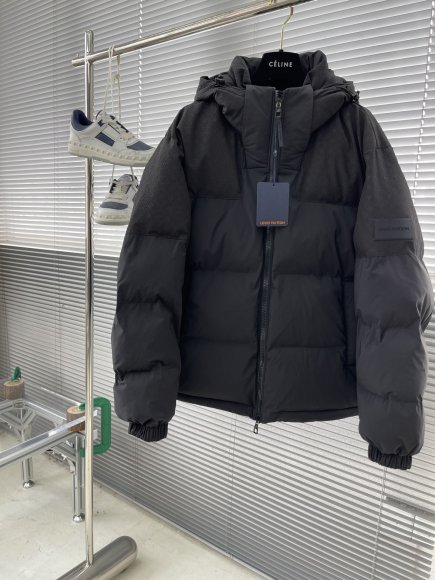 Louis Vuitton - Мужская куртка пуховик TJ_0210LV2 Louis Vuitton - Мужская куртка пуховик TJ_0210LV2