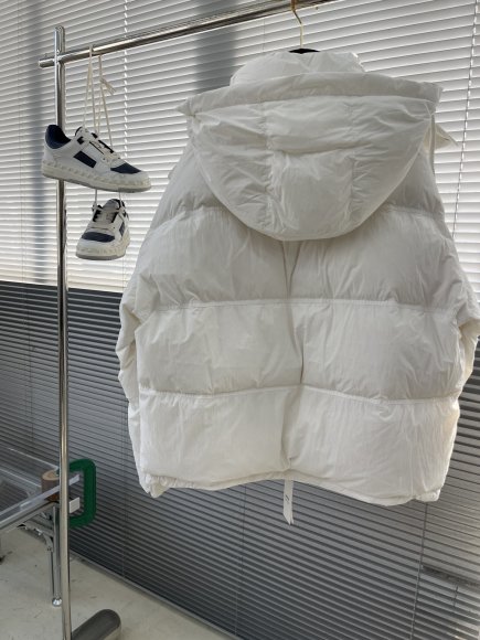 Ami - Женская куртка пуховик TJ_3010AM11 Ami - Женская куртка пуховик TJ_3010AM11