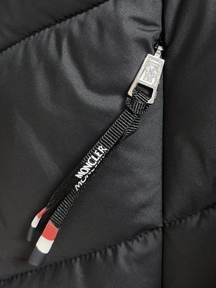 Moncler - Мужская куртка пуховик DZ_1311MO10 Moncler - Мужская куртка пуховик DZ_1311MO10