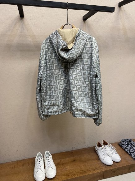 Fendi - двухсторонняя куртка ветровка DZ_2907FE6