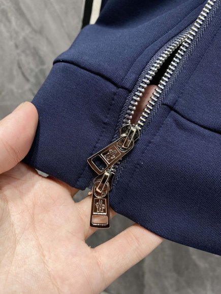 Moncler - Мужской спортивный костюм DF_2608MO4 Moncler - Мужской спортивный костюм DF_2608MO4