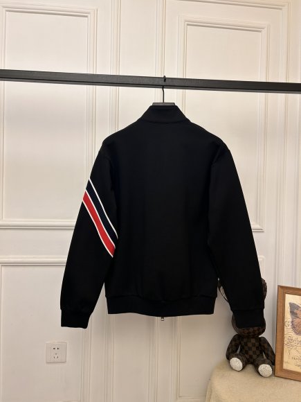 Moncler - Мужской спортивный костюм KN_1510MO1