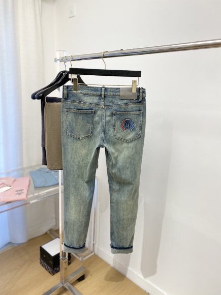 Moncler - Мужские штаны джинсы DF_2803MO11 Moncler - Мужские штаны джинсы DF_2803MO11