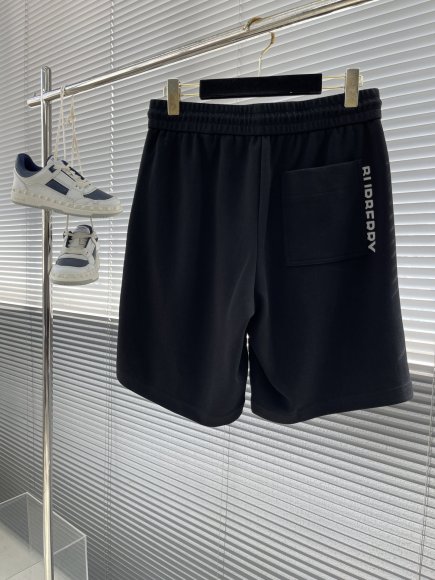 Burberry - Мужские шорты TJ_2105BU8 Burberry - Мужские шорты TJ_2105BU8