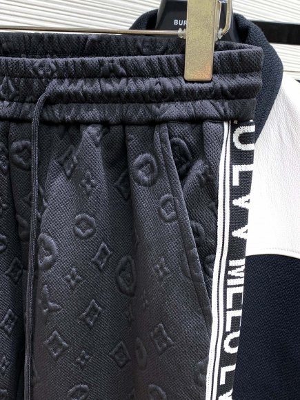Louis Vuitton - Мужские спортивные брюки штаны TI_0209LV7 Louis Vuitton - Мужские спортивные брюки штаны TI_0209LV7