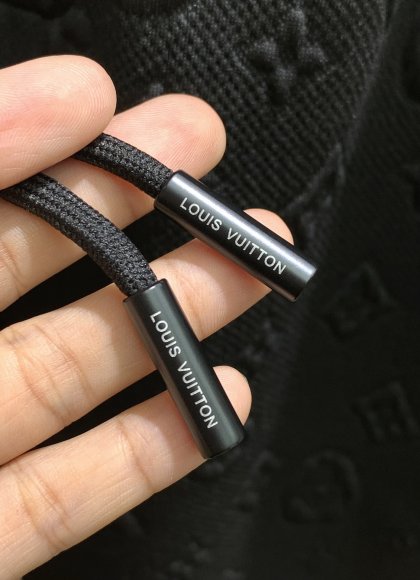 Louis Vuitton - Мужские спортивные брюки штаны TI_0209LV7 Louis Vuitton - Мужские спортивные брюки штаны TI_0209LV7