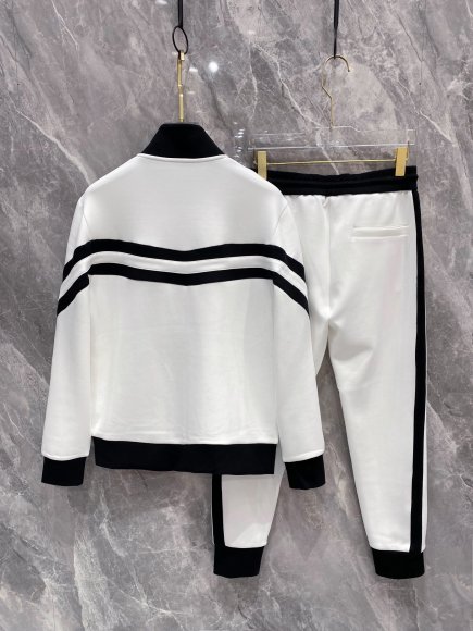 Louis Vuitton - Мужской спортивный костюм DF_2608LV6