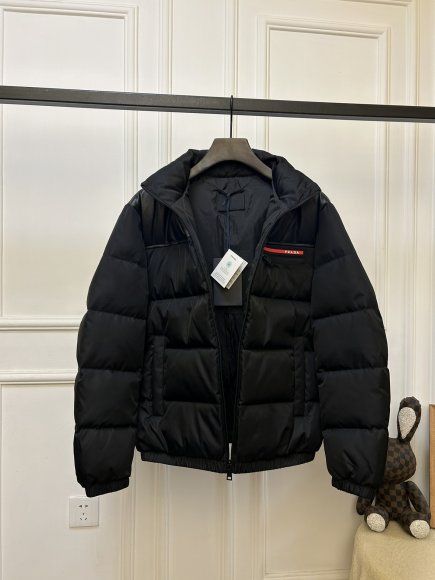 Prada - Мужская куртка пуховик KN_1510PR4 Prada - Мужская куртка пуховик KN_1510PR4