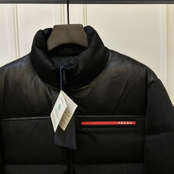 Prada - Мужская куртка пуховик KN_1510PR4 Prada - Мужская куртка пуховик KN_1510PR4