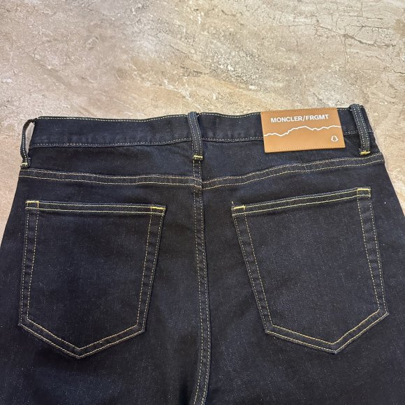 Moncler - Мужские штаны джинсы MI_1803MO7 Moncler - Мужские штаны джинсы MI_1803MO7