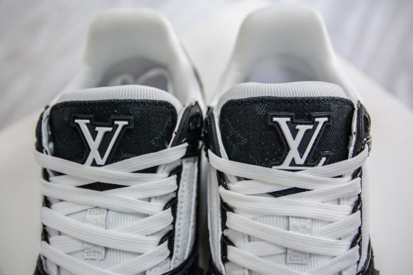 Louis Vuitton - Мужские кроссовки PH_2104LV1 Louis Vuitton - Мужские кроссовки PH_2104LV1