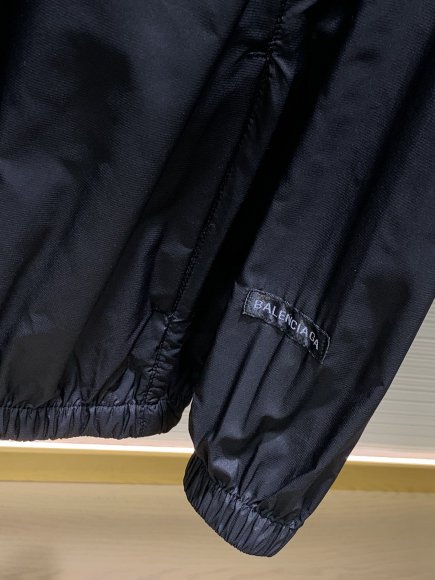 Balenciaga - Мужская куртка ветровка TI_3007BA5