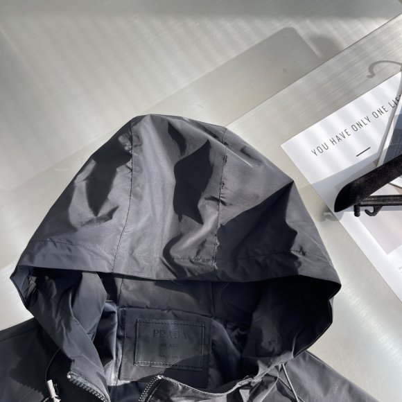 Prada - Мужская куртка ветровка TJ_0210PR8
