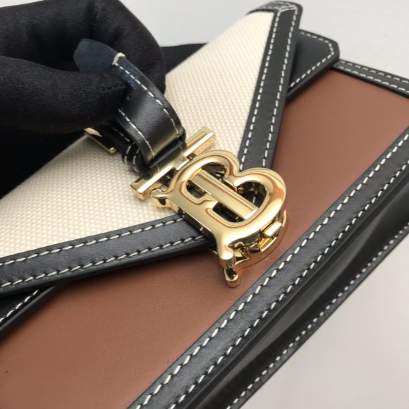 Burberry Сумка мессенджер BU1_0610BU1