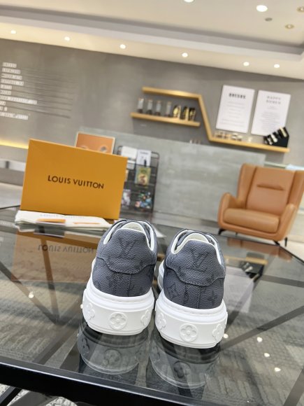 Louis Vuitton & Yayoi Kusama - Женские кроссовки RU_2106LV1W Louis Vuitton & Yayoi Kusama - Женские кроссовки RU_2106LV1W