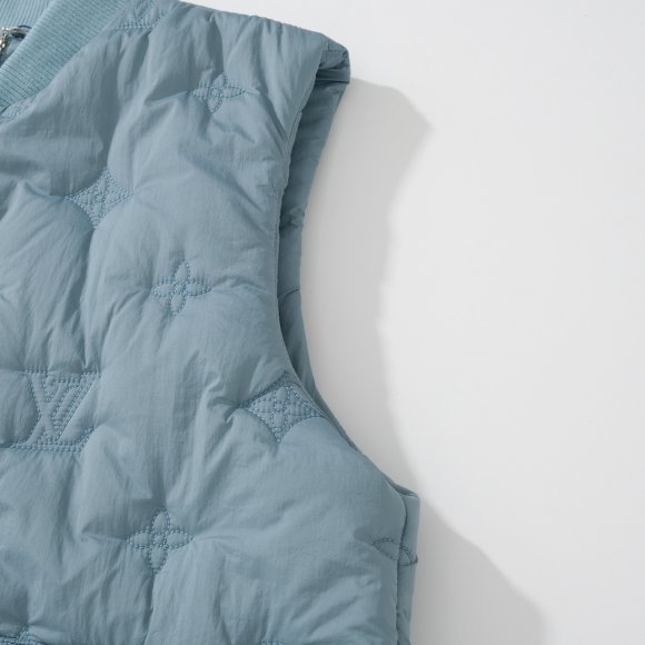 Louis Vuitton - Мужской жилет ACE_1009LV2 Louis Vuitton - Мужской жилет ACE_1009LV2