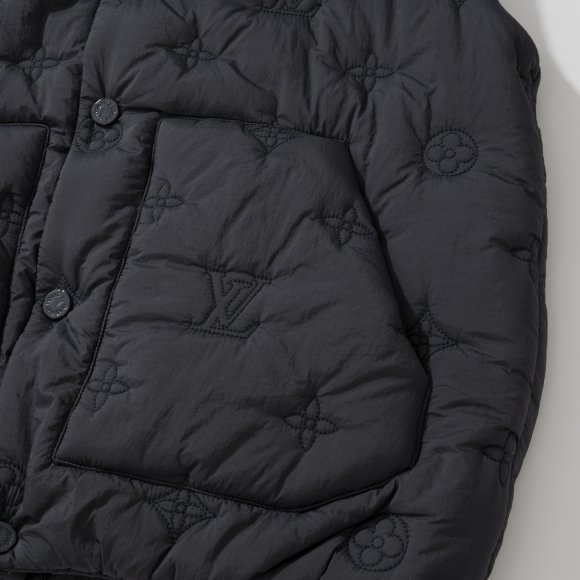 Louis Vuitton - Мужской жилет ACE_1009LV2 Louis Vuitton - Мужской жилет ACE_1009LV2