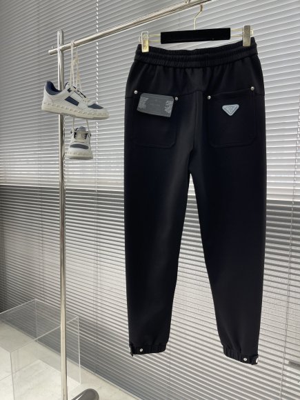 Prada - Мужские спортивные штаны TJ_2205PR3 Prada - Мужские спортивные штаны TJ_2205PR3