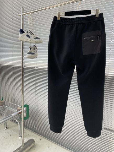 Louis Vuitton - Мужские повседневные штаны брюки TJ_1411LV6 Louis Vuitton - Мужские повседневные штаны брюки TJ_1411LV6