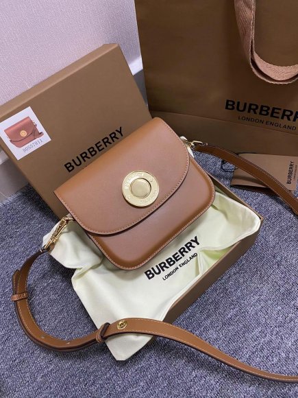 Burberry Elizabeth Сумка мессенджер BU1_0610BU2 Burberry Elizabeth Сумка мессенджер BU1_0610BU2