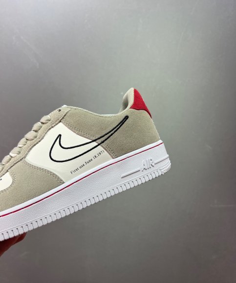 Nike Air Force 1 07 Low First Use Мужские кроссовки ZO_2501NI3 Nike Air Force 1 07 Low First Use Мужские кроссовки ZO_2501NI3
