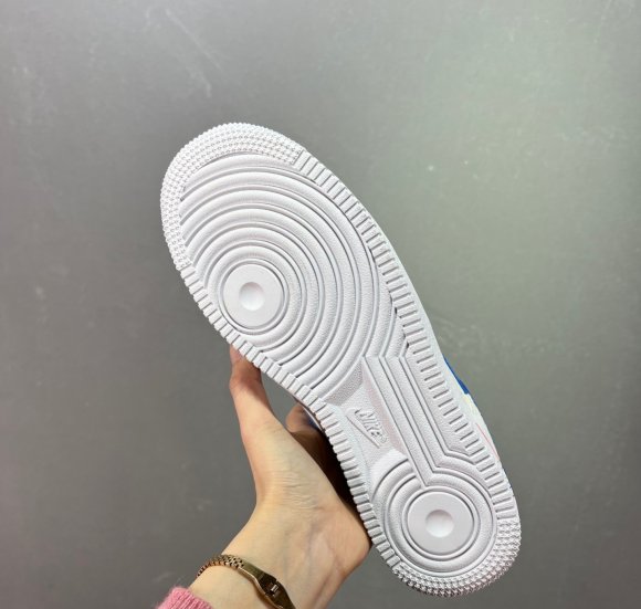 Nike Air Force 1 07 Low First Use Мужские кроссовки ZO_2501NI3 Nike Air Force 1 07 Low First Use Мужские кроссовки ZO_2501NI3