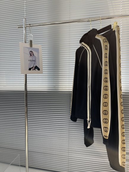 Gucci - Мужские спортивные штаны брюки TJ_0309GU2 Gucci - Мужские спортивные штаны брюки TJ_0309GU2