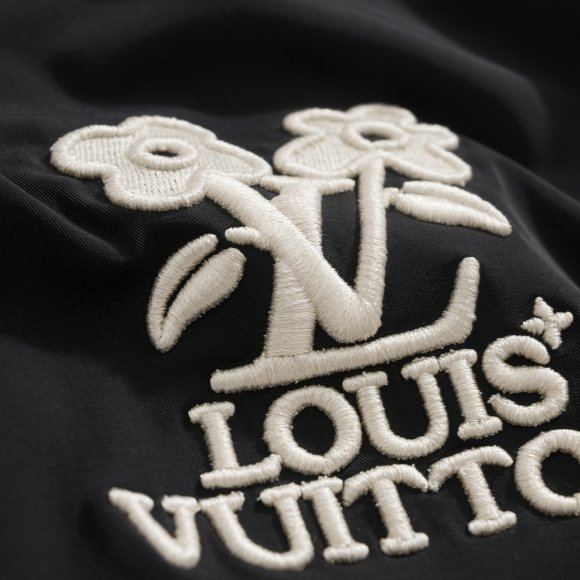 Louis Vuitton - Мужские спортивные штаны ACE_3004LV1 Louis Vuitton - Мужские спортивные штаны ACE_3004LV1