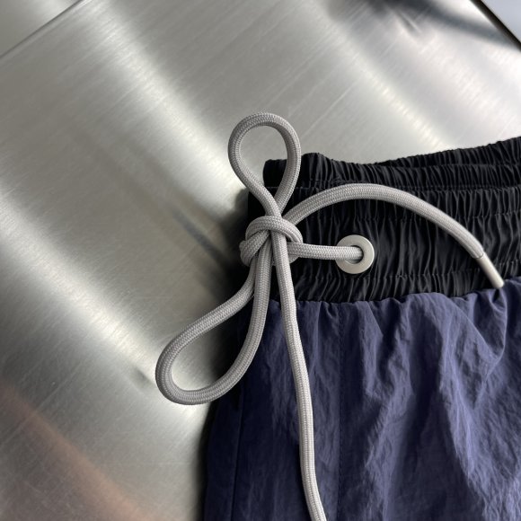 Balenciaga - Мужские шорты TJ_2205BA4