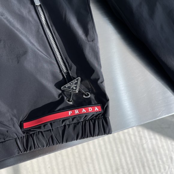 Prada - Мужская куртка ветровка TJ_0210PR10