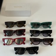 Valentino - Солнцезащитные очки K2_2402VA14 Valentino - Солнцезащитные очки K2_2402VA14