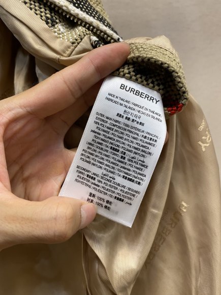 Burberry - Мужская куртка ветровка пиджак DZ_1909BU3