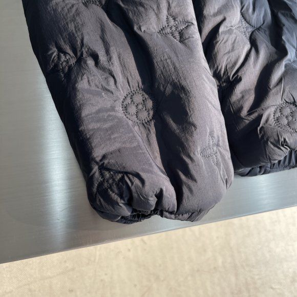 Louis Vuitton - Мужская куртка пуховик TJ_1610LV6