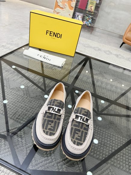 Fendi - Мужские туфли лоферы RU_0705FE3