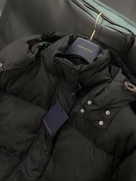 Louis Vuitton - Мужская куртка пуховик TI_0111LV8