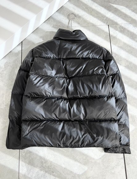 Fendi - Мужская куртка пуховик DF_0411FE2