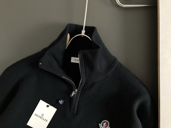 Moncler - Мужская утепленная кофта свитер DF_1511MO10