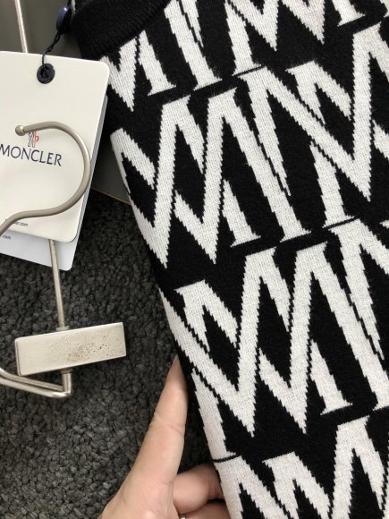 Moncler - Мужская кофта свитер DZ_2808MO9