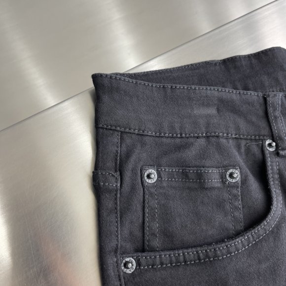 Prada - Мужские штаны джинсы TJ_0503PR9