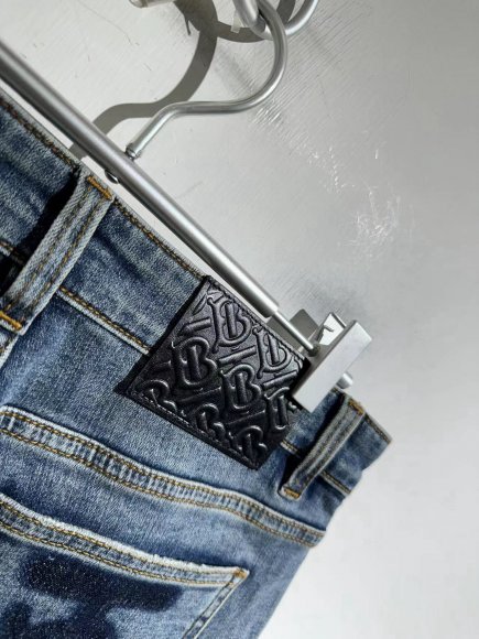 Burberry - Мужские штаны джинсы AB_2003BU5